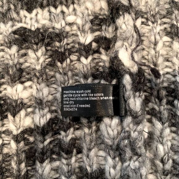 The Limited Gray Marbled Long Sweater Open Cardigan Size Medium - Picture 7 of 7